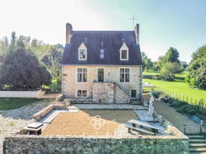 Manoir de Charme avec Piscine & Jacuzzi Relaxant